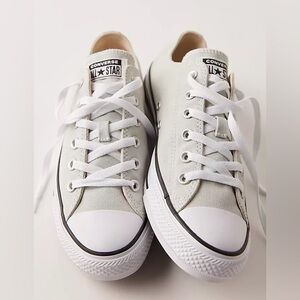 Chuck Taylor All-Star Low Top Converse Sneakers